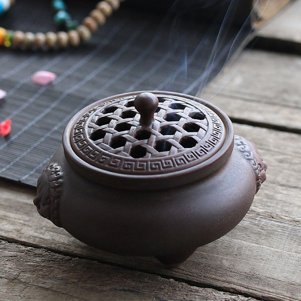 5Cgo 547764645105 陶瓷仿古家用盤茶壺茶杯泡茶茶具香爐三足創意宣德爐茶道獅耳镂空禅意紫砂檀香爐 HJT93000